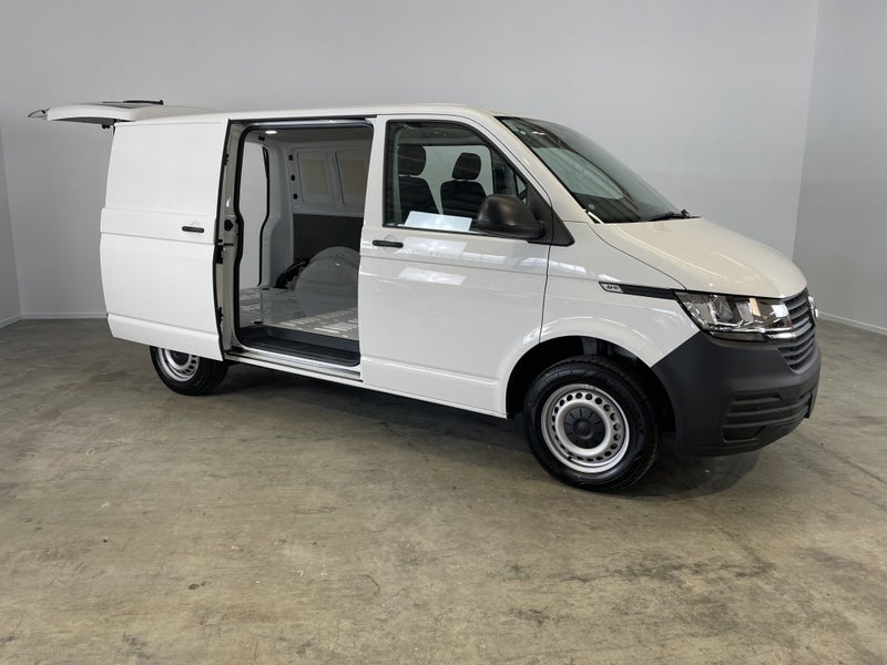 2025 Volkswagen Transporter SWB DSG image 4