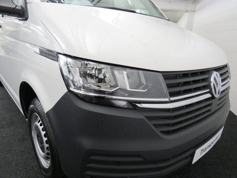 2025 Volkswagen Transporter T6.1 SWB 340NM DSG image 4