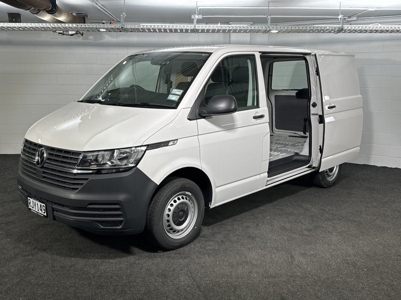 2025 Volkswagen Transporter T6.1 SWB 340NM DSG image 4