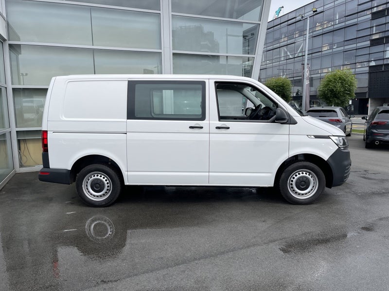 2025 Volkswagen Transporter T6.1 SWB Trendline... image 4
