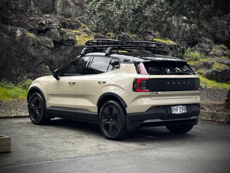 2025 Volvo EX30 Cross Country Ultra Twin Motor... image 3