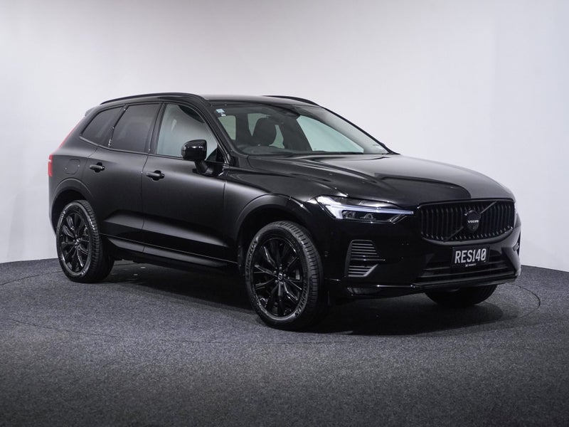 2025 Volvo XC60 B5 AWD Plus image 1
