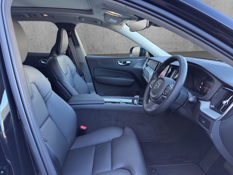 2025 Volvo XC60 B5 Plus 2.0Pmht/4Wd image 2