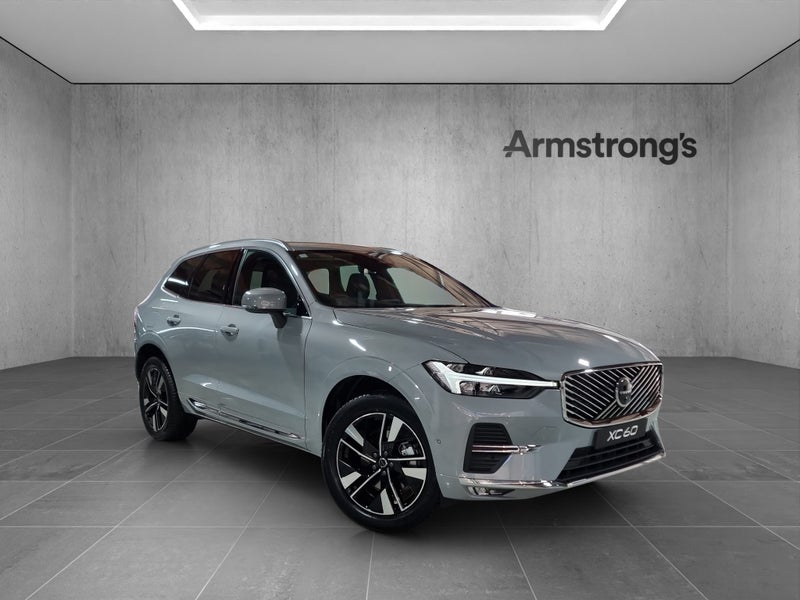 2025 Volvo XC60 B5 Plus image 1