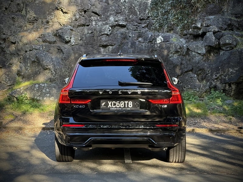 2025 Volvo XC60 T8 Ultra Plug-in Hybrid image 4