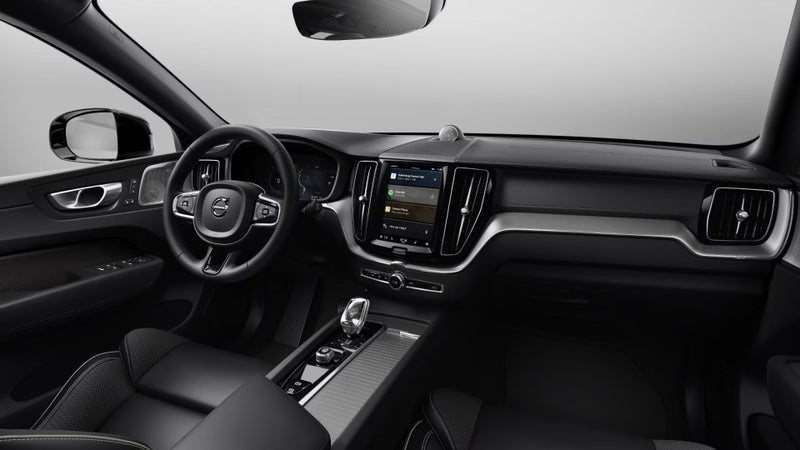 2025 Volvo XC60 T8 Ultra Plug-in Hybrid image 2