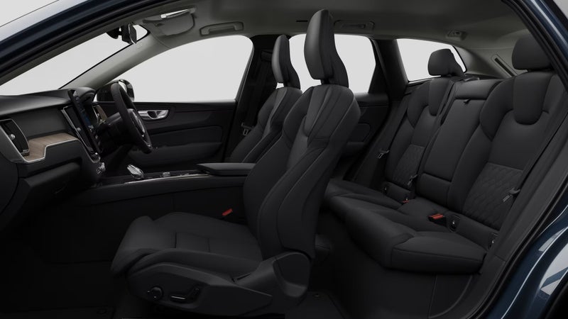 2025 Volvo XC60 T8 Ultra Plug-in Hybrid image 5