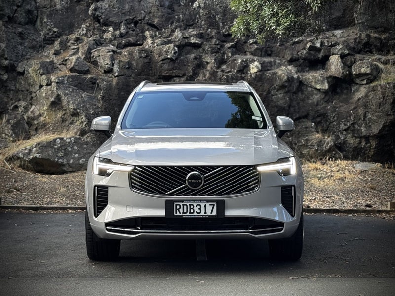 2025 Volvo XC90 B5 AWD Ultra Bright (2025.5) image 2
