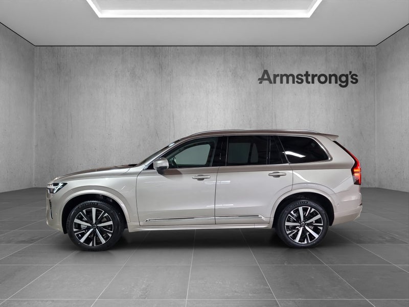 2025 Volvo XC90 B5 Plus image 5