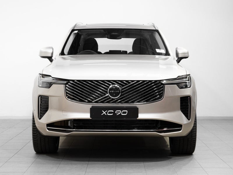2025 Volvo XC90 B5 Ultra Bright 2.0L Petrol Mil... image 2