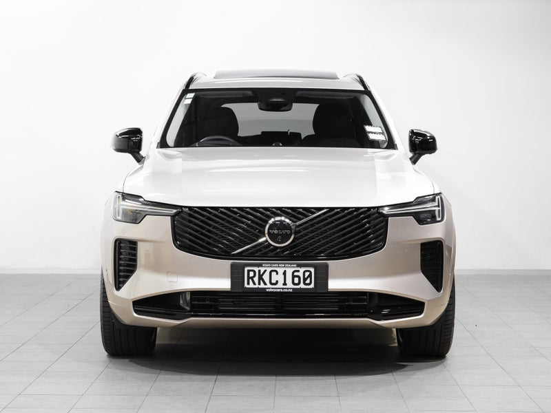 2025 Volvo XC90 T8 Ultra PHEV 4WD image 3