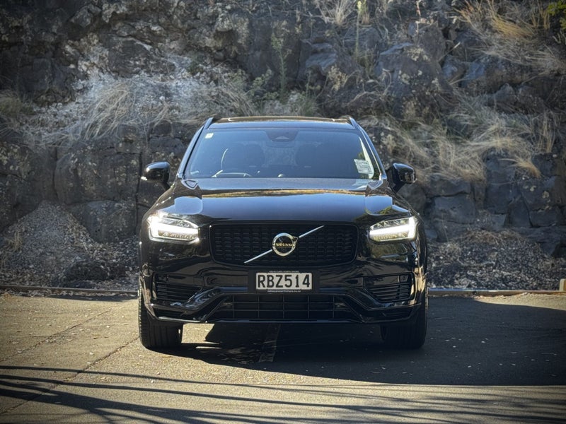 2025 Volvo XC90 T8 Ultra Plug-in Hybrid image 2