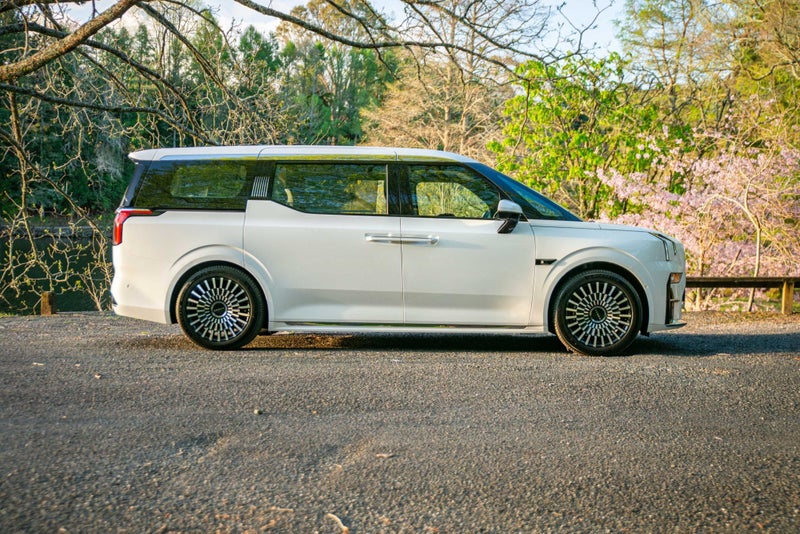 2025 Zeekr 009 7-Seat 116Kwh/Ev/Awd image 5