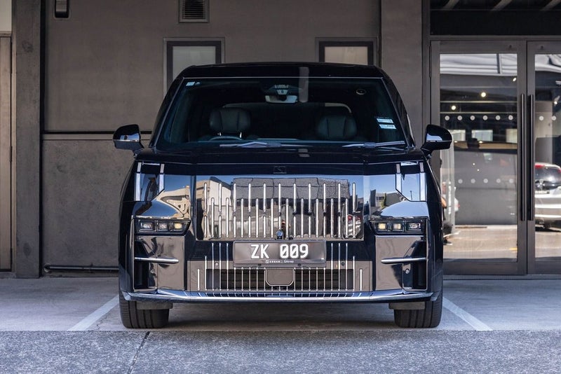 2025 Zeekr 009 7-Seat image 4