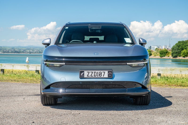 2025 Zeekr 7X Awd Performance image 3