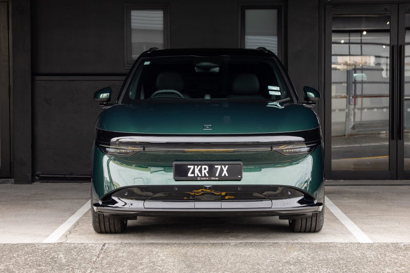 2025 Zeekr 7X AWD Performance image 4