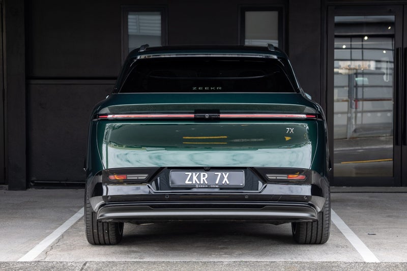 2025 Zeekr 7X AWD Performance image 5