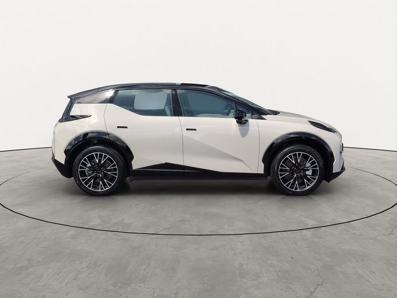 2025 Zeekr X AWD 66Kwh image 3