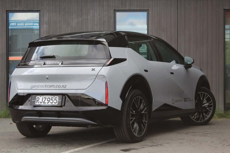 2025 Zeekr X Awd 66Kwh/Ev/Awd/At image 3