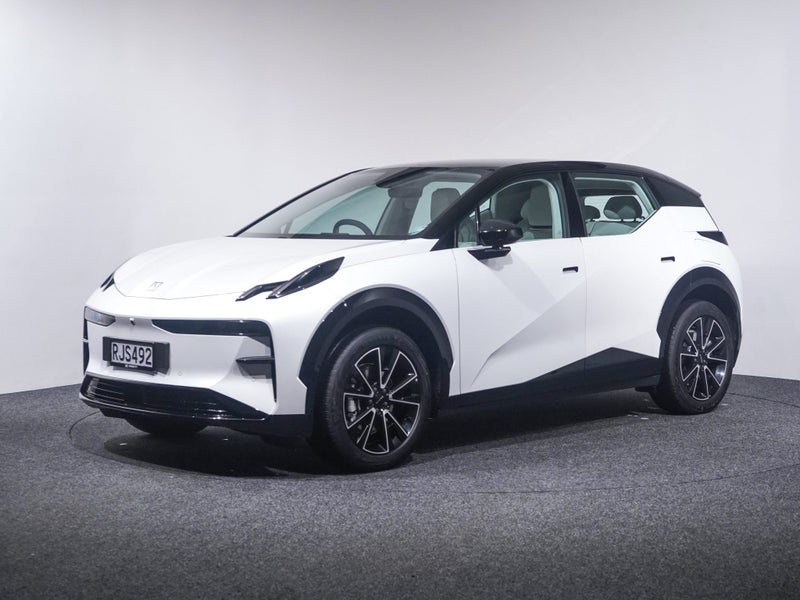 2025 Zeekr X RWD 200kW image 3