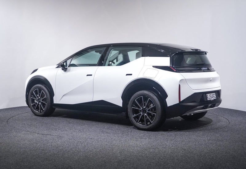 2025 Zeekr X RWD 200kW image 5