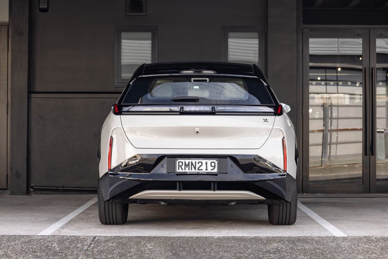 2025 Zeekr X RWD image 5