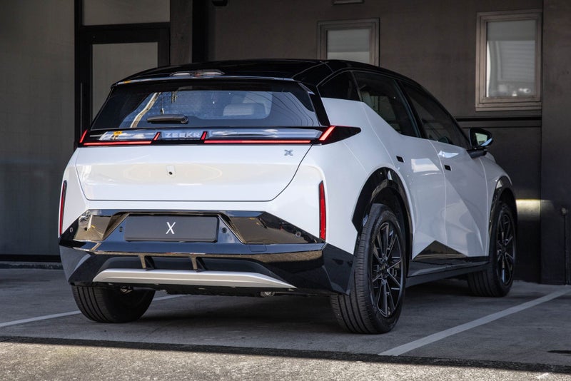 2025 Zeekr X RWD image 3