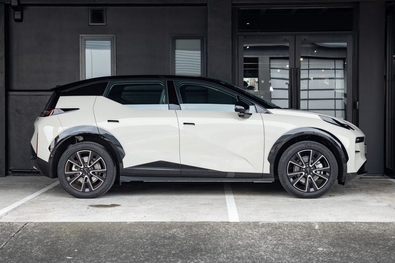 2025 Zeekr X RWD image 2