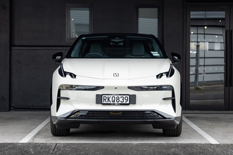 2025 Zeekr X RWD image 4