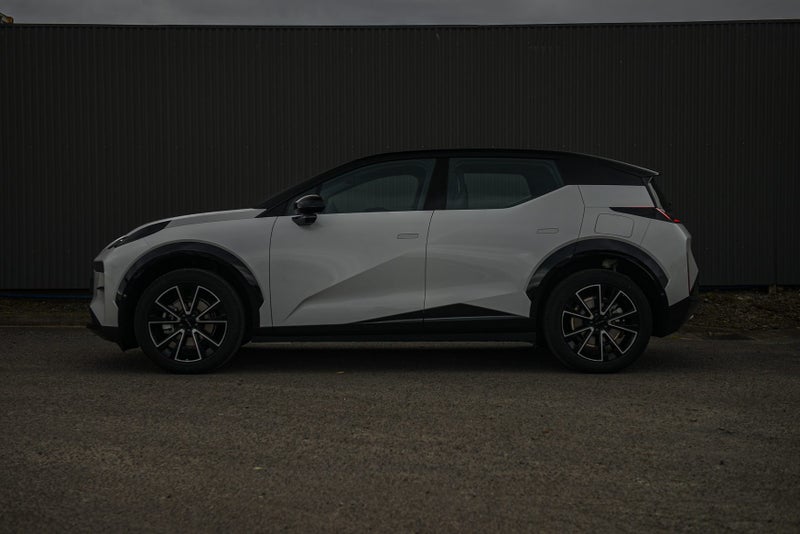 2025 Zeekr X Rwd 66Kwh/Ev/At image 4