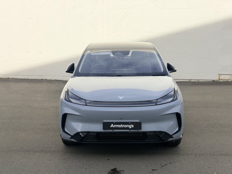 2026 Arcfox T1 Premium image 5