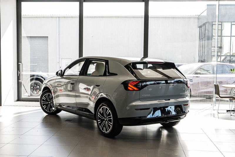 2026 Arcfox T1 Premium 42Kwh/Ev/At image 3