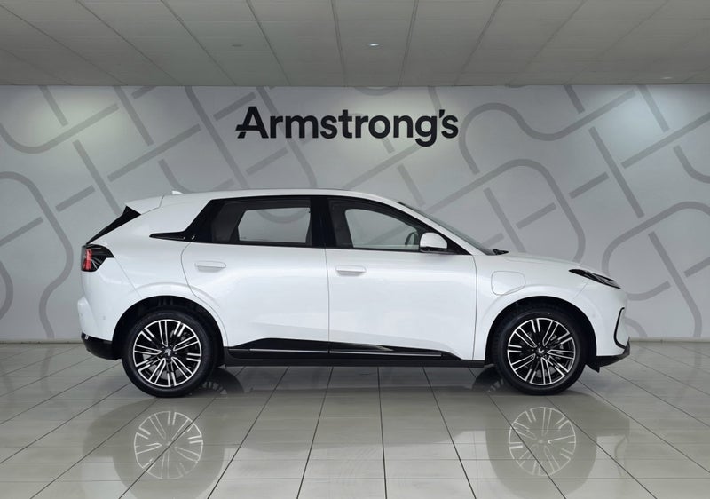 2026 Arcfox T1 Premium EV image 3