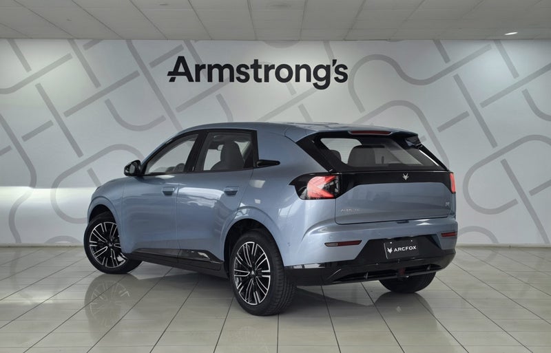 2026 Arcfox T1 Premium EV image 2