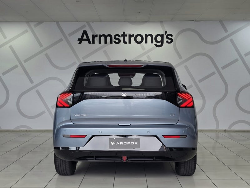 2026 Arcfox T1 Premium EV image 4
