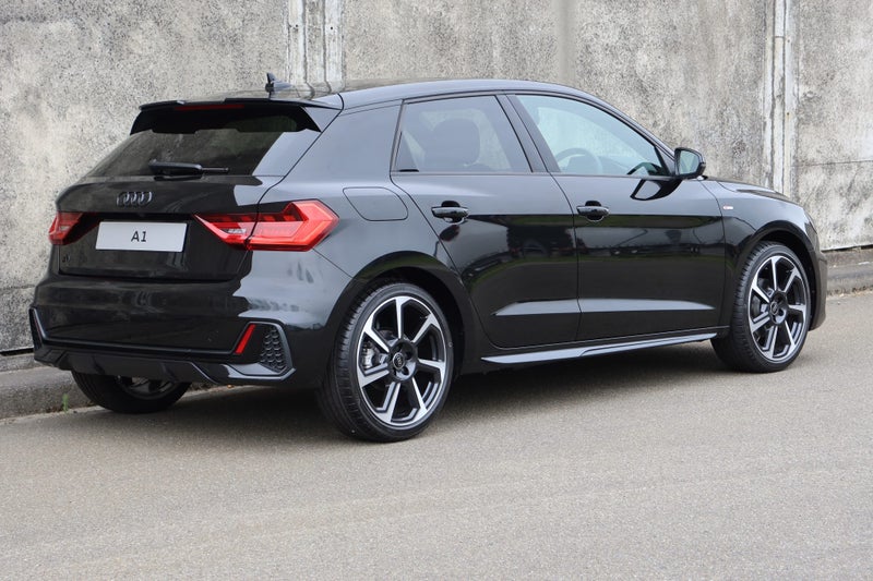 2026 Audi A1 35 TFSI S line image 3