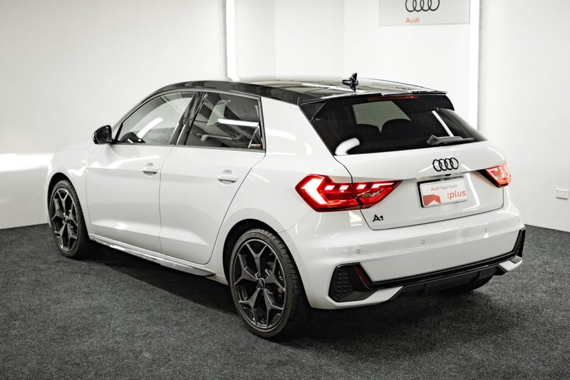 2026 Audi A1 35 TFSI S line image 3