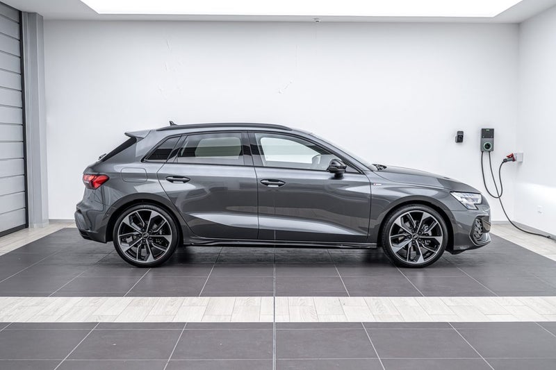 2026 Audi A3 SPORTBACK 35 TFSI S TRONIC 110 KW image 2