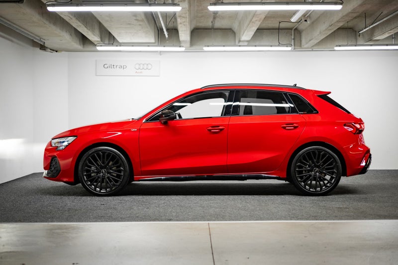 2026 Audi A3 Sportback 35 TFSI S tronic image 3