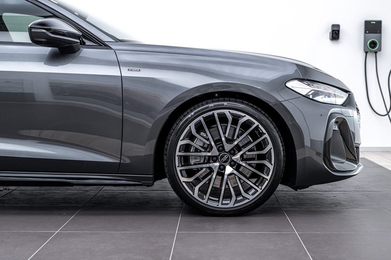 2026 Audi A5 e-Hybrid Avant S line image 3