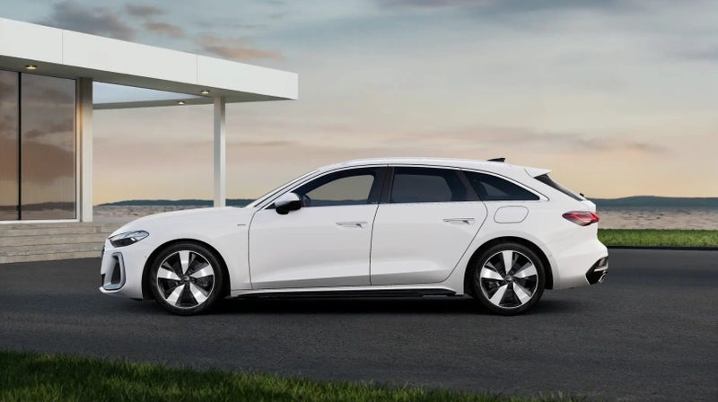 2026 Audi A5 E-HYBRID AVANT S LINE image 2