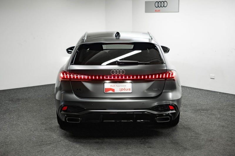 2026 Audi A5 e-Hybrid Avant S line image 5