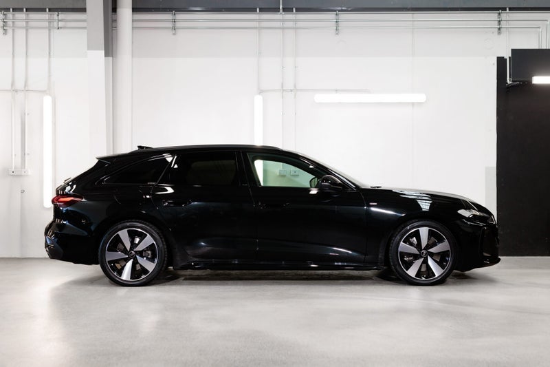 2026 Audi A5 e-Hybrid Avant S line image 3