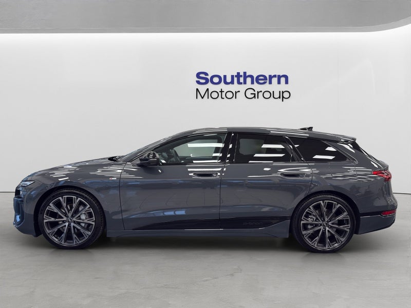 2026 Audi A6 Avant e-tron S line quattro image 4