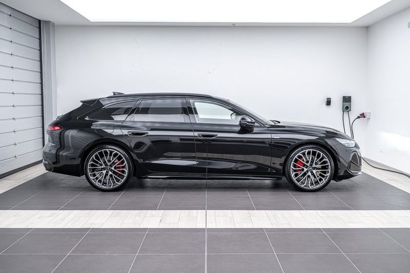 2026 Audi A6 Avant TFSI 270kW image 2