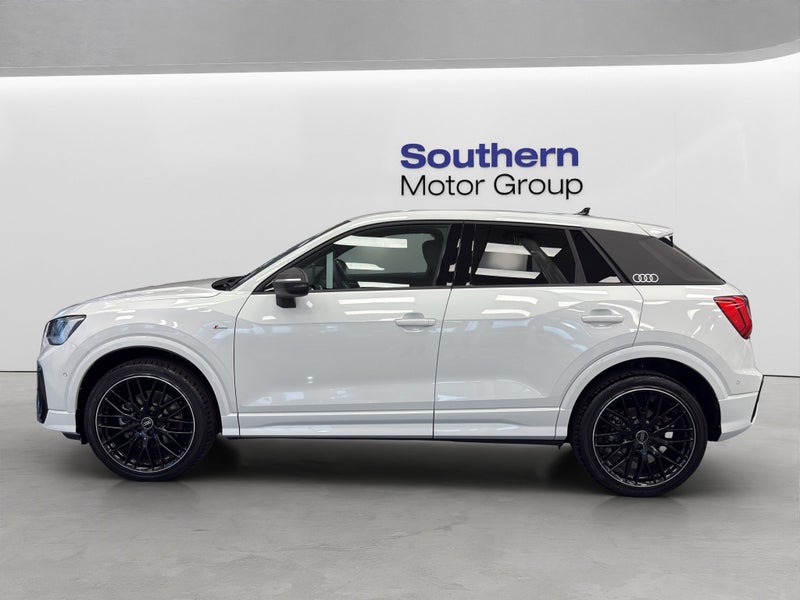 2026 Audi Q2 40 TFSI quattro S line image 4