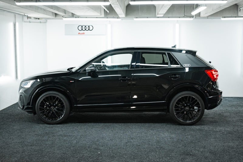 2026 Audi Q2 40 TFSI quattro S line image 4