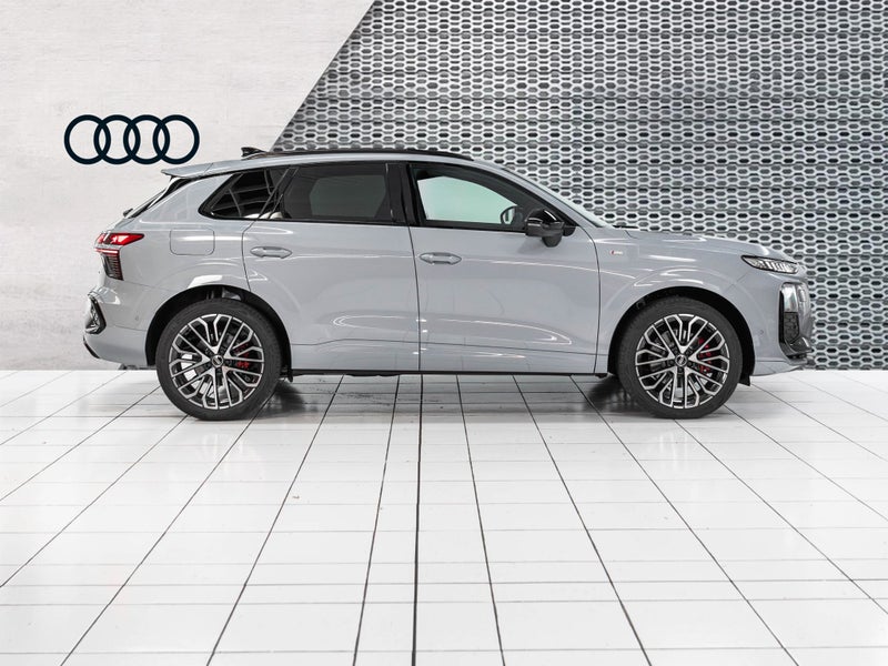 2026 Audi Q3 2.0TFSI 195kw SUV S Line quattro image 2