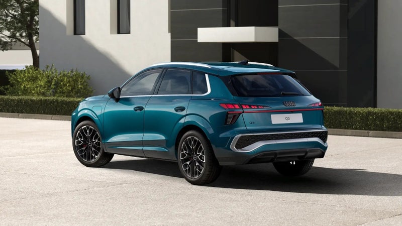 2026 Audi Q3 S-line e-hybrid 200kW image 3