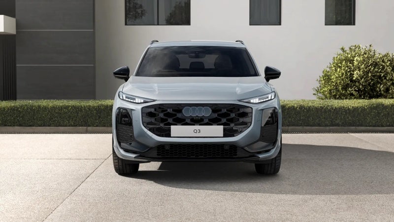2026 Audi Q3 S-line TFSI 195kW quattro image 5